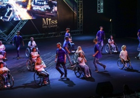 Финал конкурса «Мисс Интеграция» прошел в театре «Глобус»