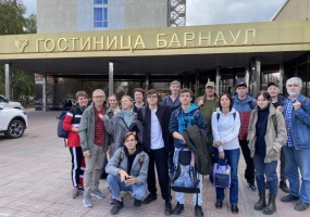 «Глобус» на гастролях в Барнауле